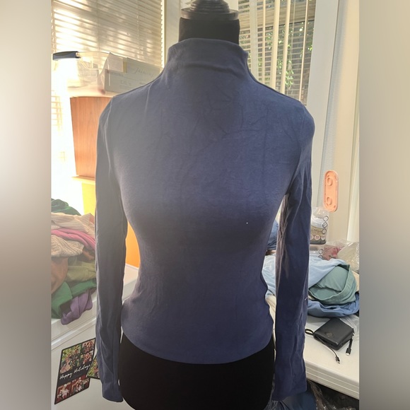 OGL Thermal Brushed Mock Neck Crop Top - Picture 2 of 8